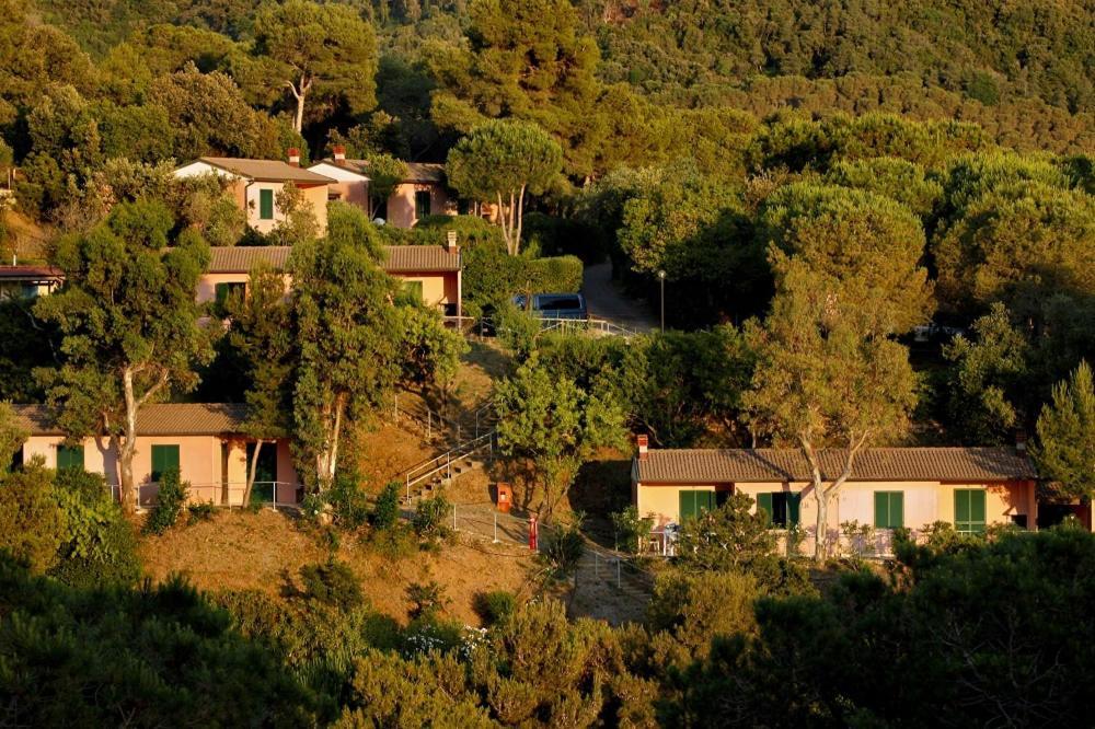 Camping Village Rosselba Le Palme Portoferraio Exterior foto