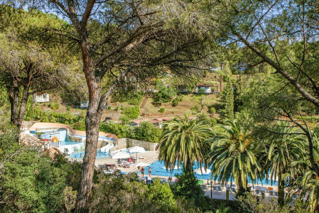 Camping Village Rosselba Le Palme Portoferraio Exterior foto